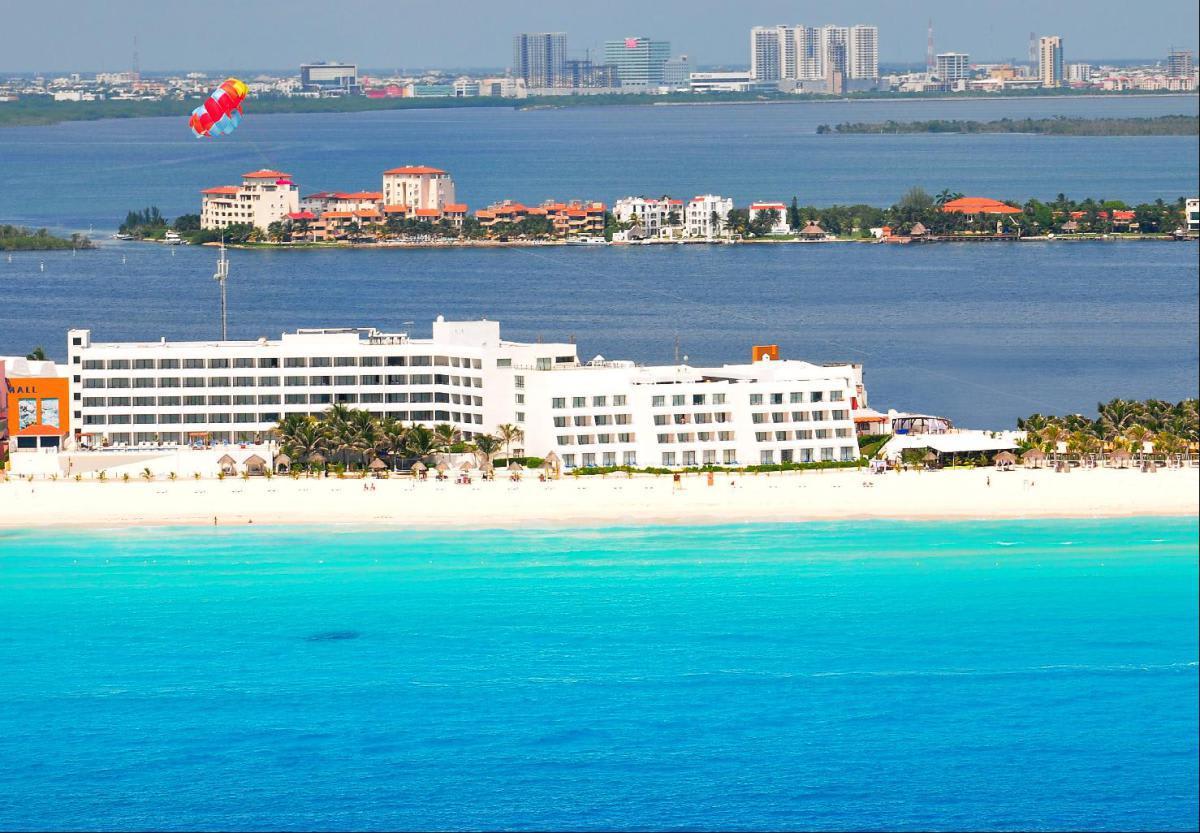 Flamingo Cancun All Inclusive
